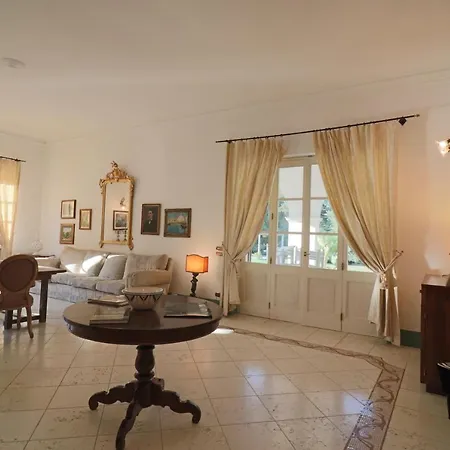 In Bb - Executive - Calais Guest house Lecce